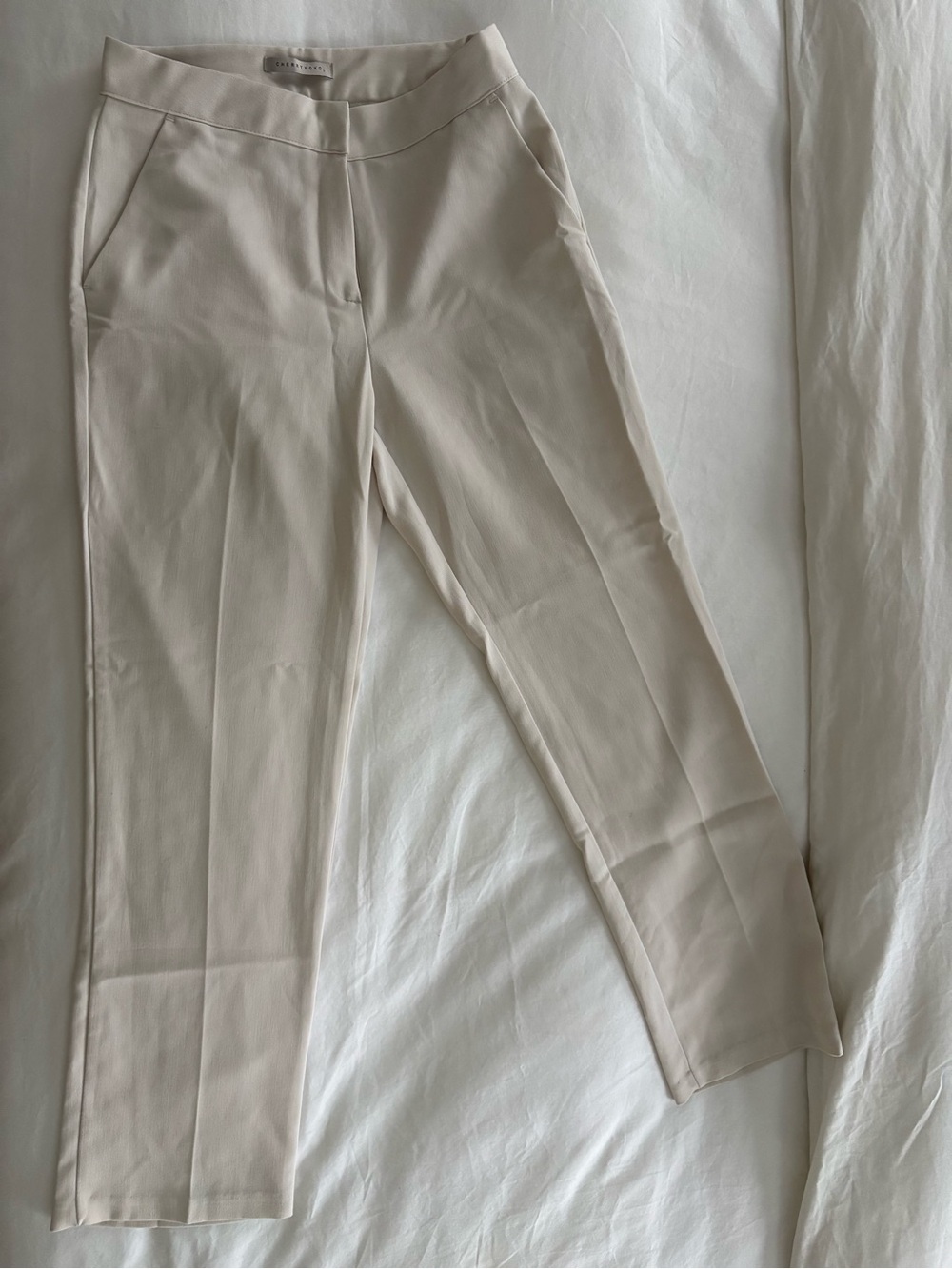 Women's Cream Straight-Leg Chinos - Tailored Everyday Style